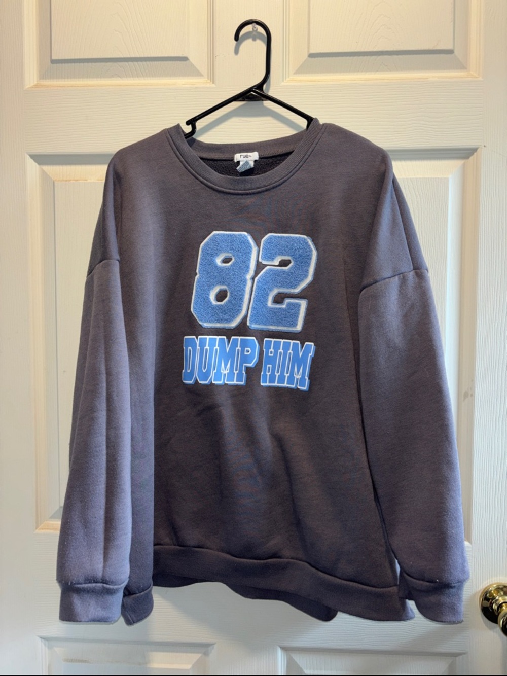 Rue21 Gray Crewneck Sweatshirt with Blue 82 + "DUMP HIM" Graphic